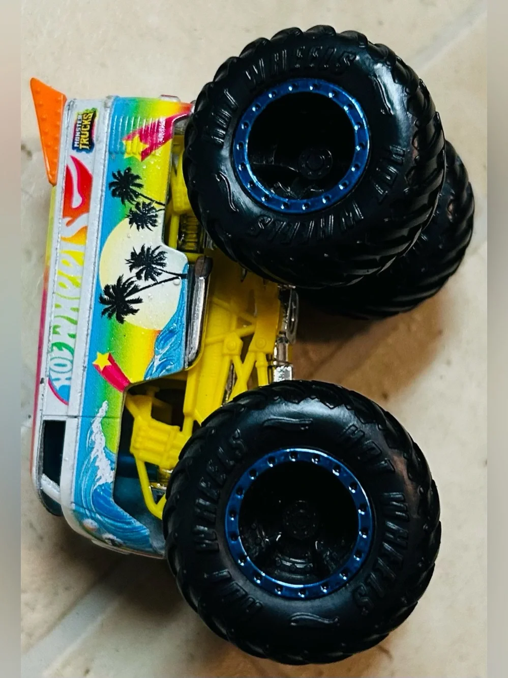 4 Hot Wheels Lot: Psycho-Delic Volkswagen, Haul Y’all, Twin Mill, & HW Pursuit.